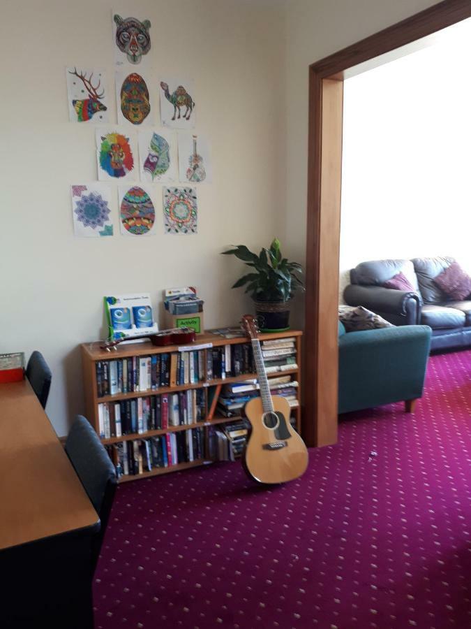 Foley Towers Bbh Hostel Christchurch Exterior photo